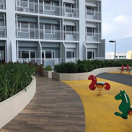Smdc Breeze Residences By Dominga Manila Luaran gambar