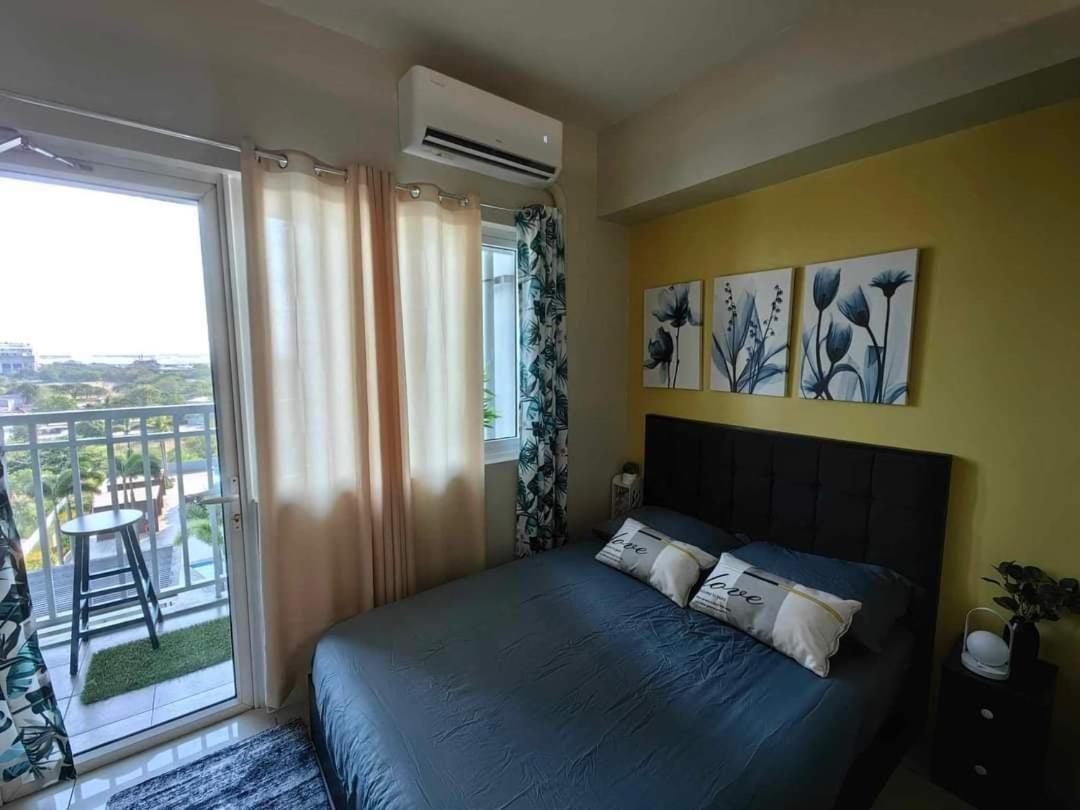 Smdc Breeze Residences By Dominga Manila Luaran gambar