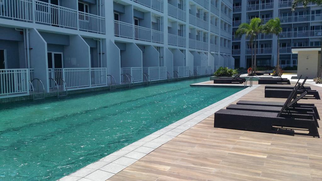 Smdc Breeze Residences By Dominga Manila Luaran gambar